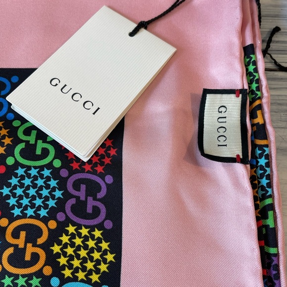 Gucci Accessories - 🍀💁🏻‍♀️GUCCI Silk Monogram Psychedelic Scarf in Multicolor 🍀💁🏻‍♀️